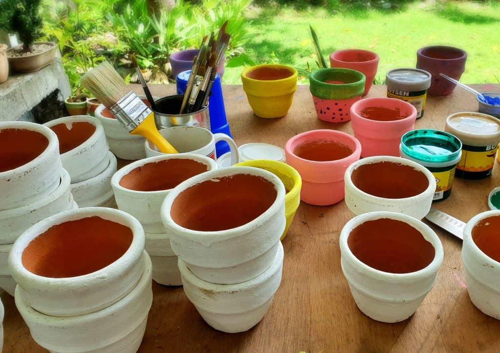 For Plantitas: the easy way to paint your pots – houseprojecteva